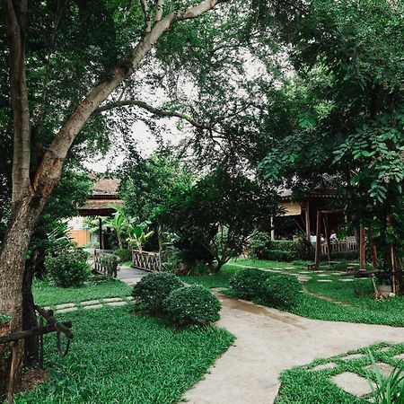 Phum Khmer Lodge - Village Cambodian Eco-Lodge シェムリアップ エクステリア 写真